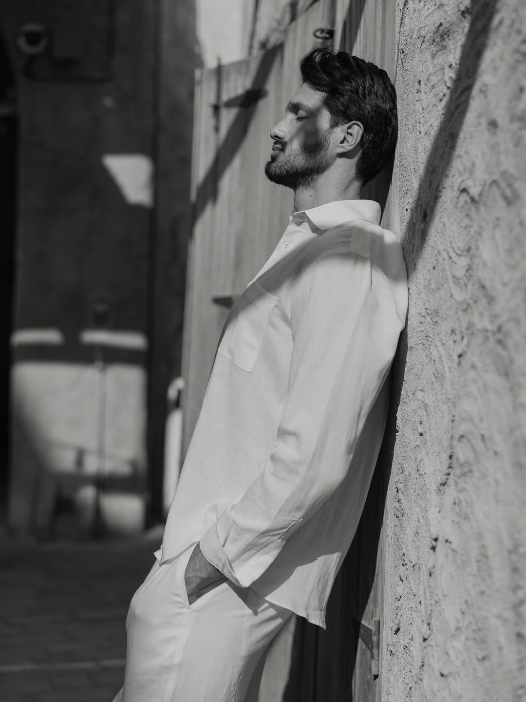 The Monaco Linen Set